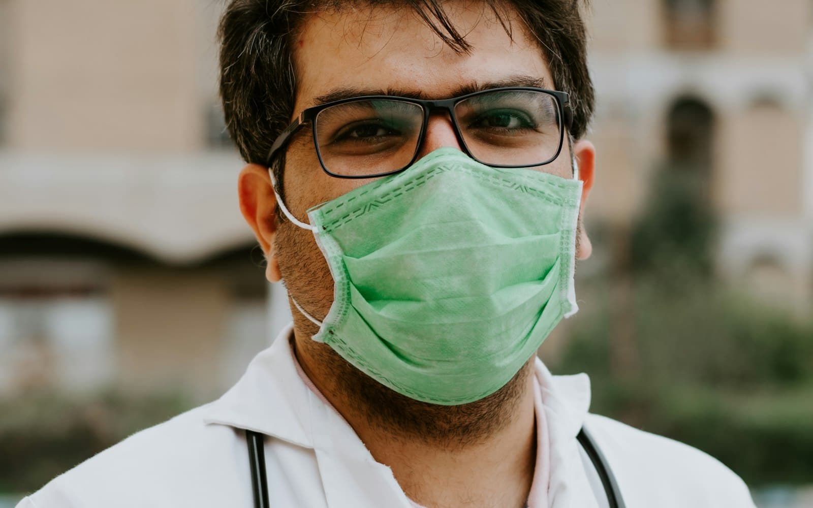 Healthcare & Life Sciences
